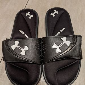 Under armour slides